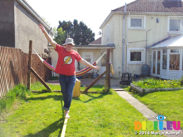 20140421_151848 Slackline in garden